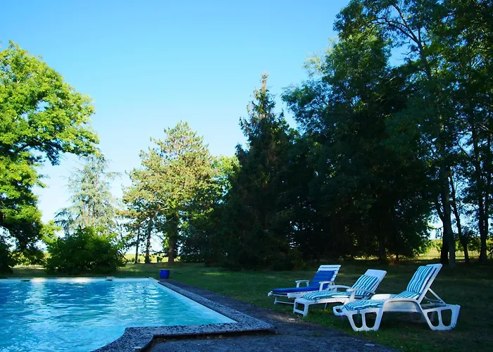 Maison Bourgeoise Dans Un Vignoble Soussac